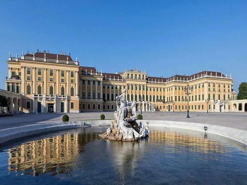 Apartment Schloss Schoenbrunn Grand Suite Vienna